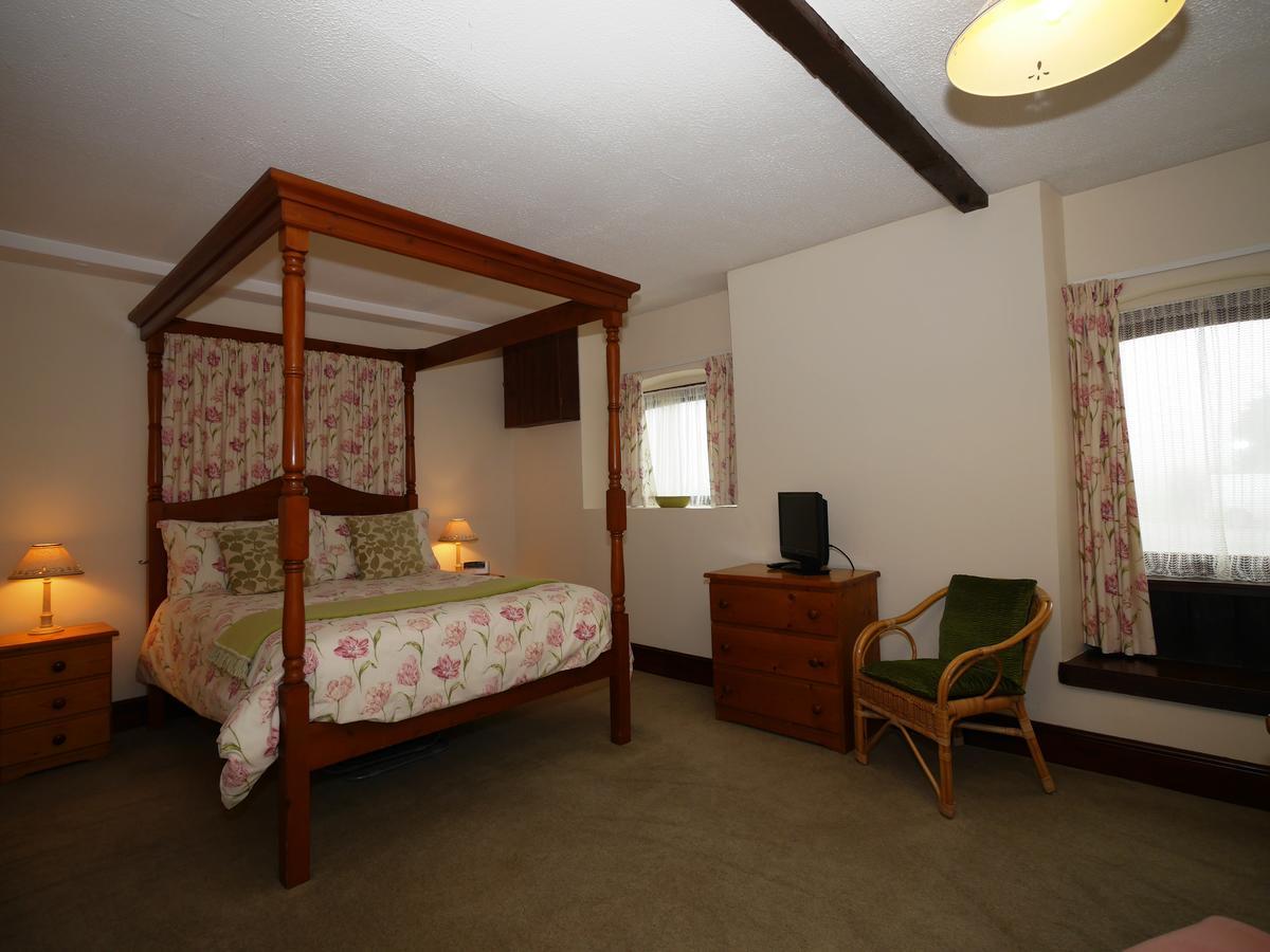 Kennacott Court Holiday Cottages บู๊ด ภายนอก รูปภาพ