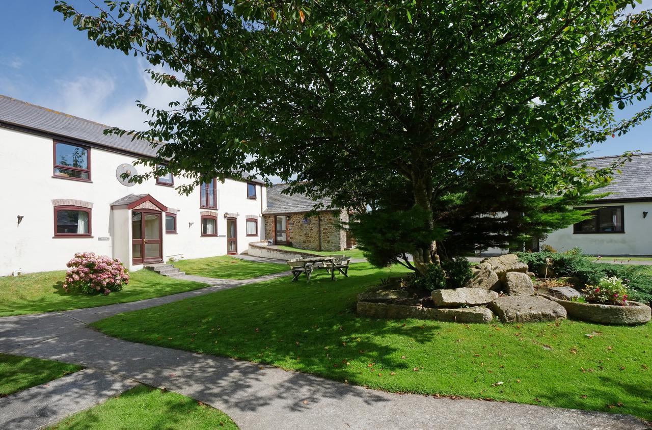 Kennacott Court Holiday Cottages บู๊ด ภายนอก รูปภาพ