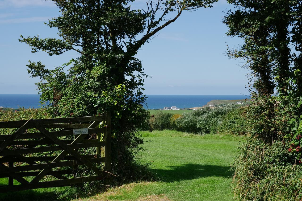 Kennacott Court Holiday Cottages บู๊ด ภายนอก รูปภาพ